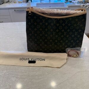 Purse          Brand new!
